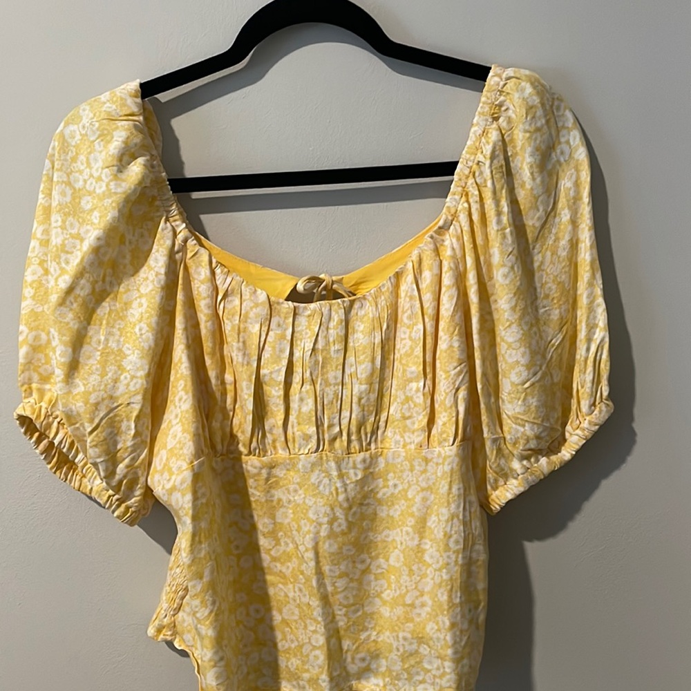 Yellow blouse with white small floral print used once